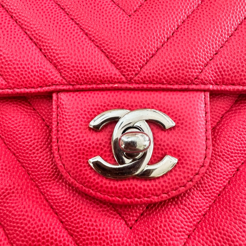 Chanel Red Chevron Crossbody Bag - Picture 5 of 9